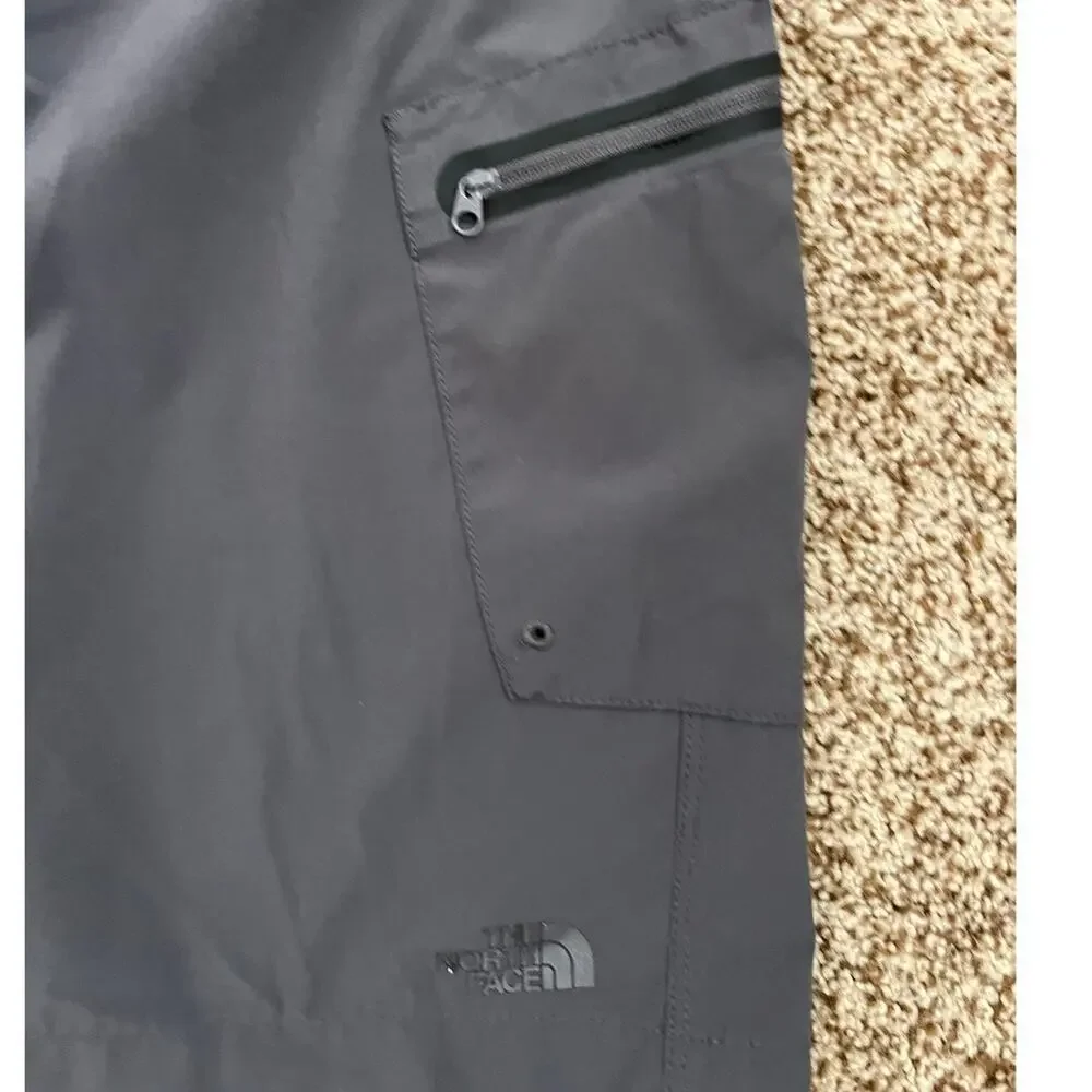 The North Face Stretch Zip Lightweight Shorts, Men's size 36